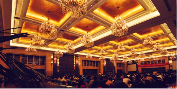 孫氏照明提供各類智能燈具的設(shè)計與安裝服務(wù)