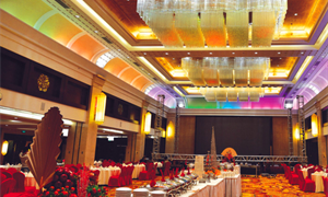 【酒店宴會(huì)廳】國(guó)產(chǎn)一級(jí)水晶方形水晶燈SSDZ058615