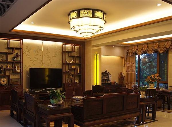 古典中式別墅客廳燈具案例  復(fù)古風燈具定制