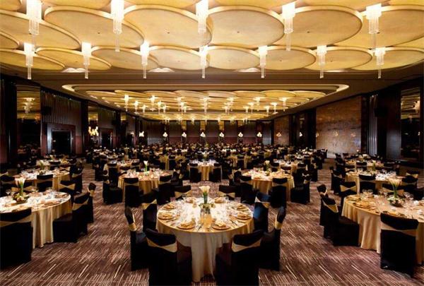 酒店宴會(huì)廳大型水晶燈具定制案例效果圖實(shí)拍 廠家直供