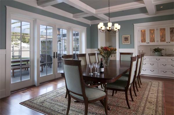 現(xiàn)代風格別墅餐廳吊燈定制效果圖 燈具廠家一站式直供價格