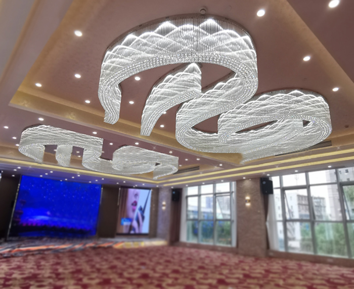 酒店造型吊燈，一站式酒店藝術(shù)吊燈廠家直供