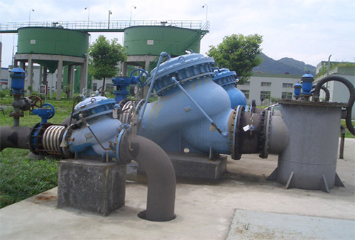 ���̰���